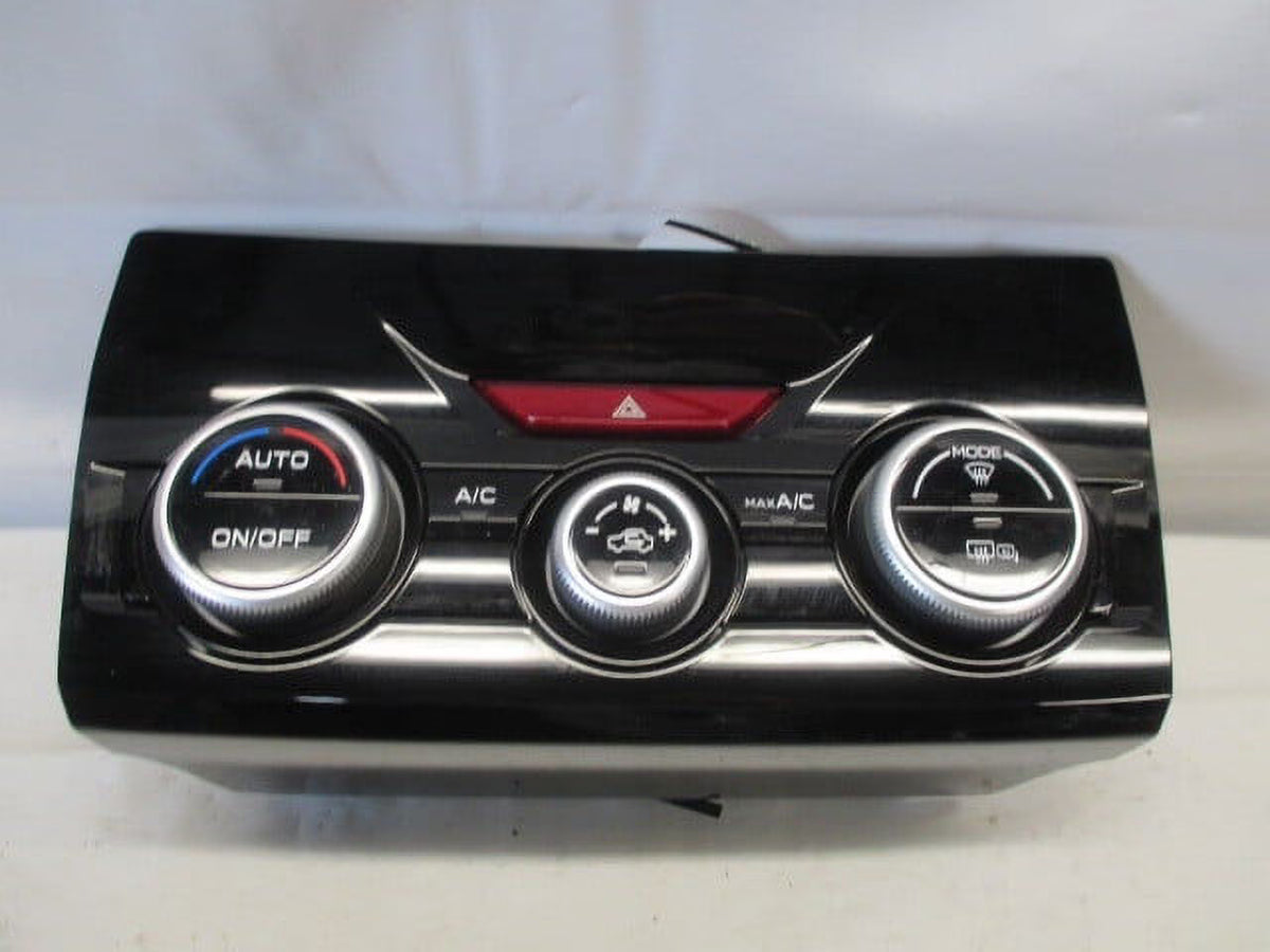 Pre-Owned Subaru Forester AC Heater Temperature Control Unit I188