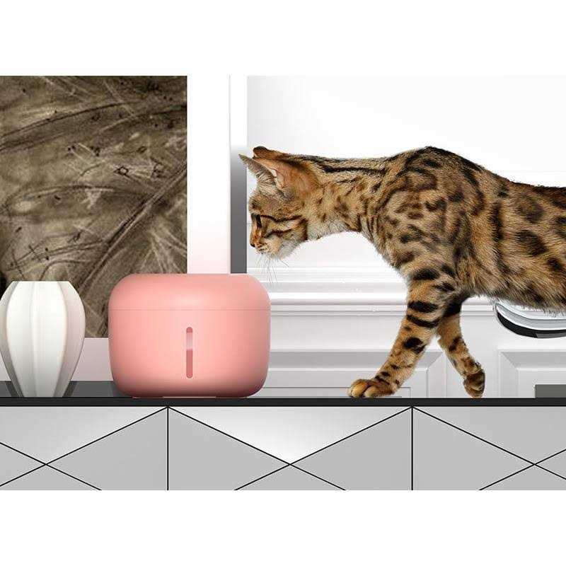 Ultra-Quiet Filtered Dog and Cat Fountain Waterer R932237