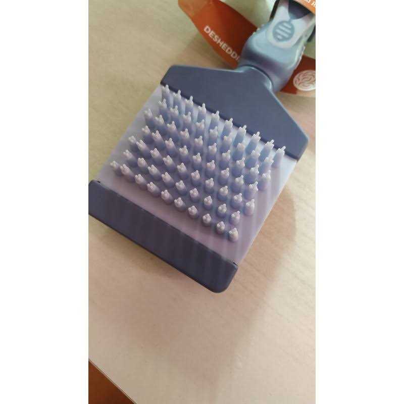 Flexible Massage & Slicker Brush for Cats W15149